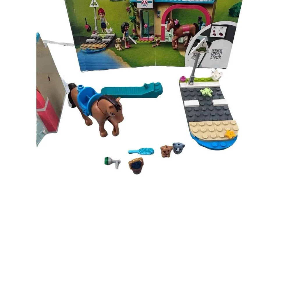LEGO Friends: Heartlake City Vet Clinic (41446) – AS IS, Missing Pieces
